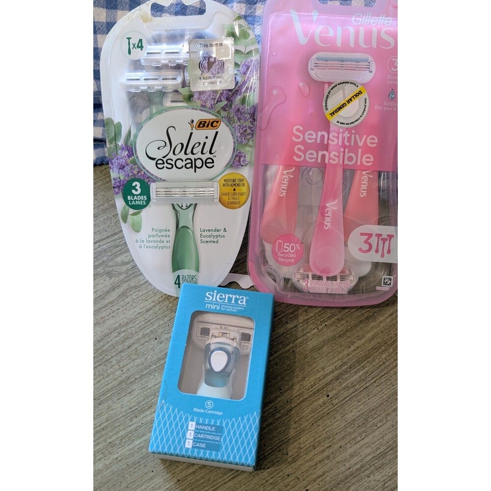 Women’s Travel Shaving Set - Sierra Mini & Gillette Venus Sensitive